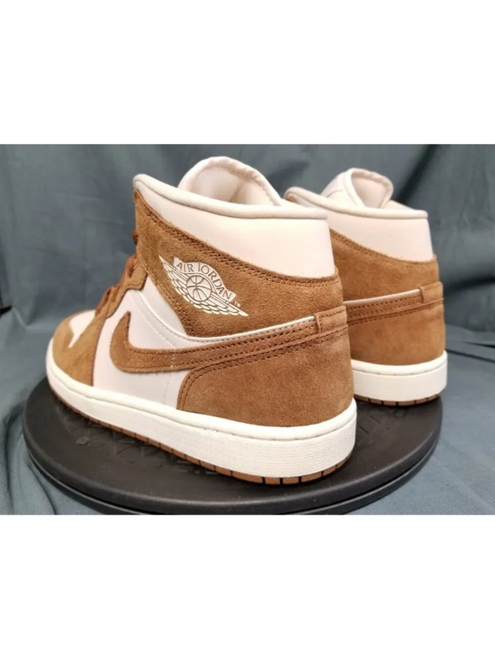 Jordan 1 Mid 'Light British Tan Chalk' BQ6472 203 Womens Size 9 NEW NO BOX!